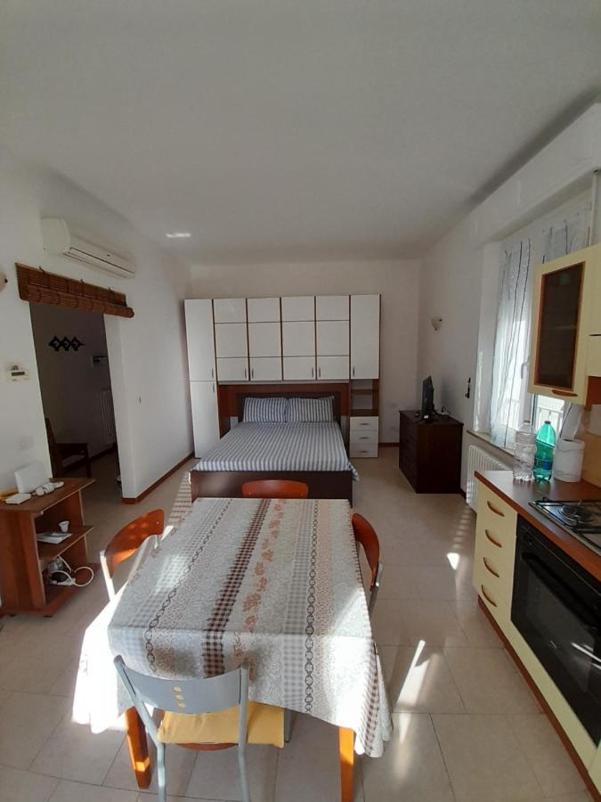 Breve Ristoro Apartment ปาร์มา ภายนอก รูปภาพ